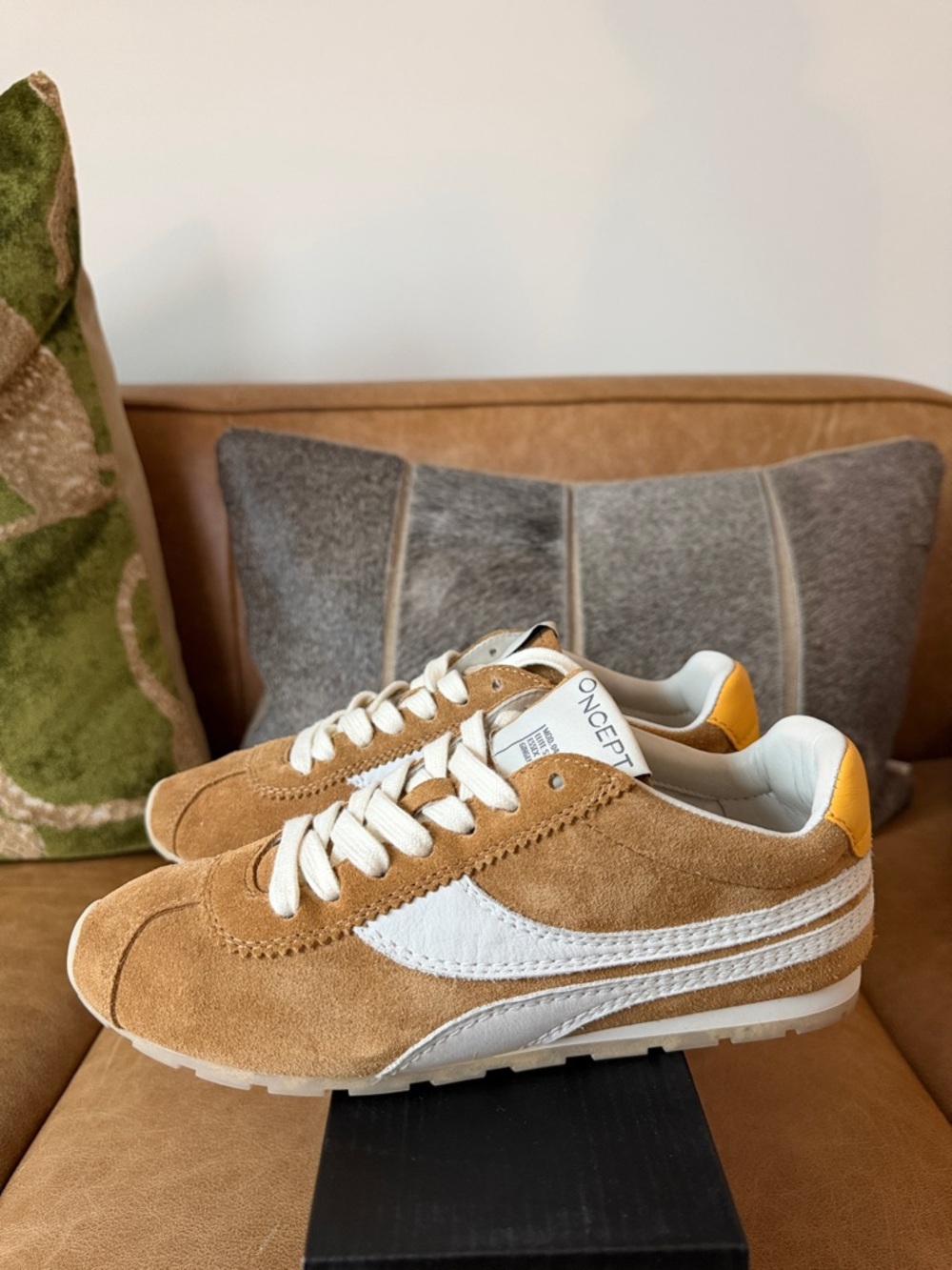 Oncept Women’s Size 6, Like New ! - Picture 6 of 11